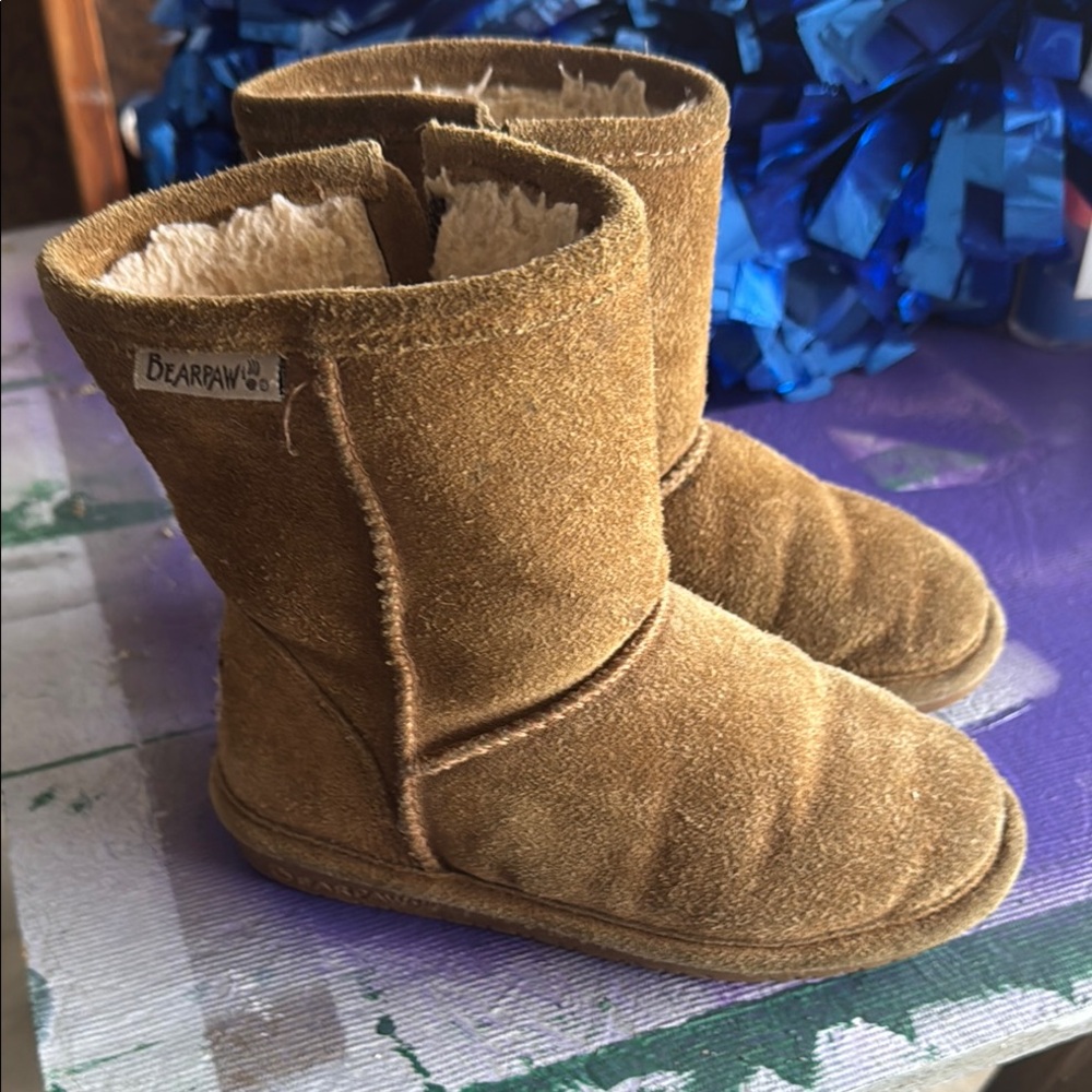 BearPaw Tan Suede Boots with Plush Lining